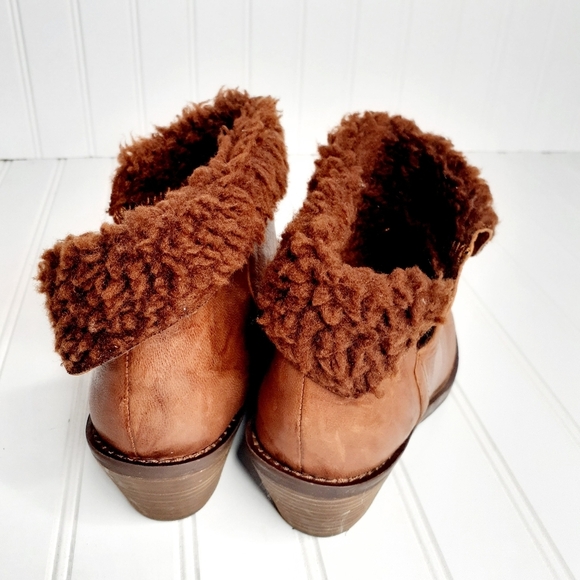 NEW Kelsi Dagger Brooklyn Women's  Brown Leather Faux Fur Ankle Bootie C477 - Picture 7 of 11